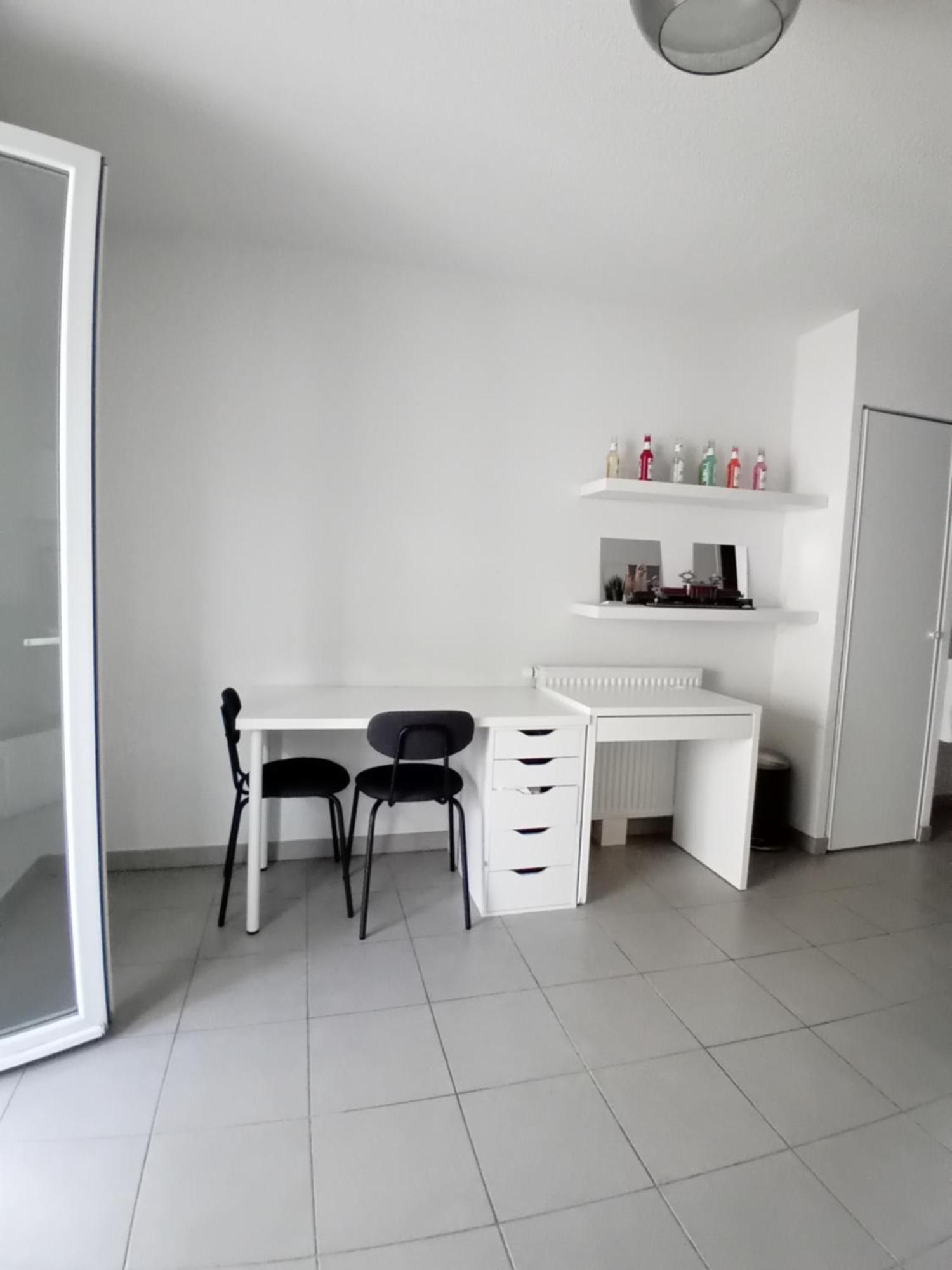 Studio Cosy Avec Terrasse Montpellier Exterior foto
